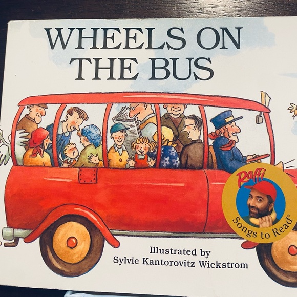 Lots of Children’s board books Pout Pout Fish, Llama Llama, wheels on the bus - Picture 4 of 6